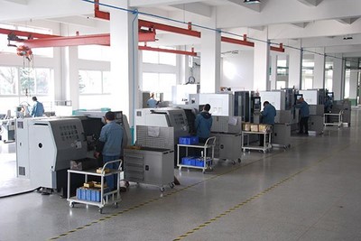 Präzise CNC Maschinen